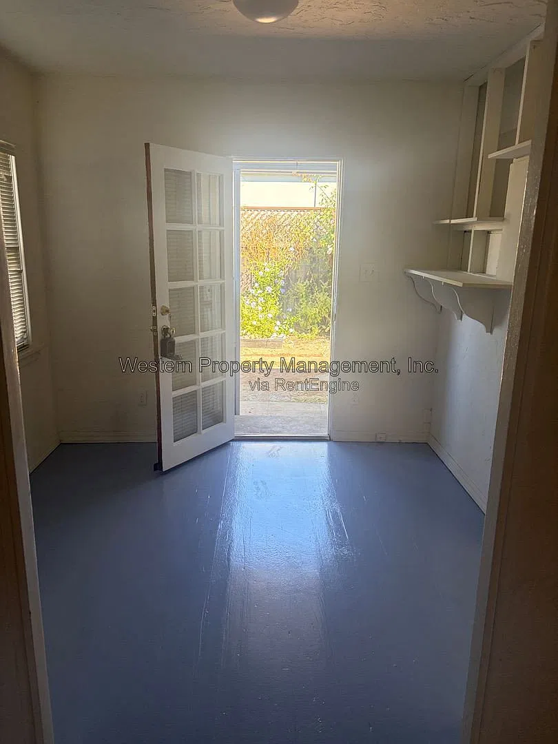 2 bed, 2.0 bath, 800 sqft, $3,095 — Photo 2