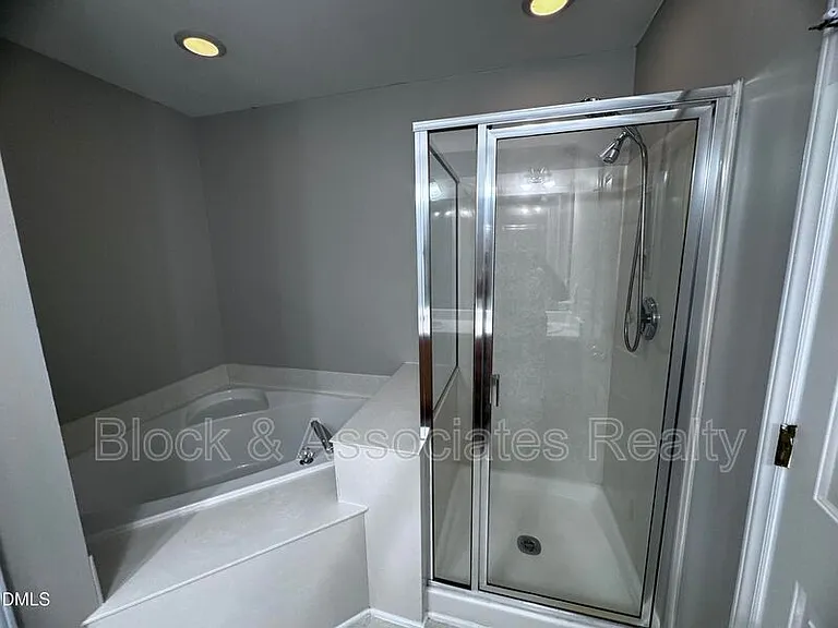 2630 Vega Ct — Photo 11