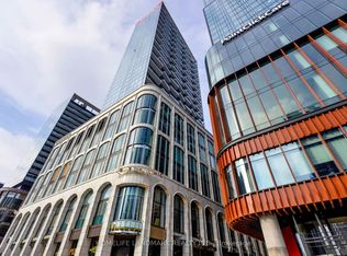 470 Front St W #802, Toronto, ON M5V 0K5