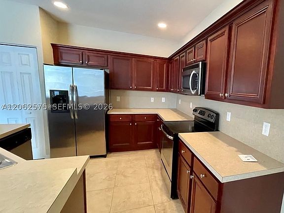 3rd image of 1015 NE 208th St