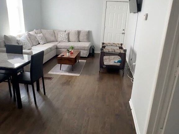 2nd image of 822 N Lawndale Ave