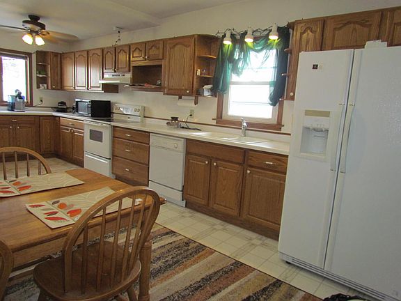 4th image of 326 Mill St #328