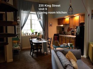 235 King St #9, Charleston, SC 29401
