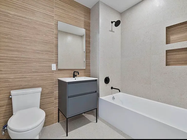 1615 Cedar St #8A — Photo 6