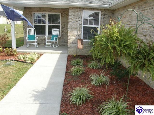 1st image of 137 Applewood Ln
