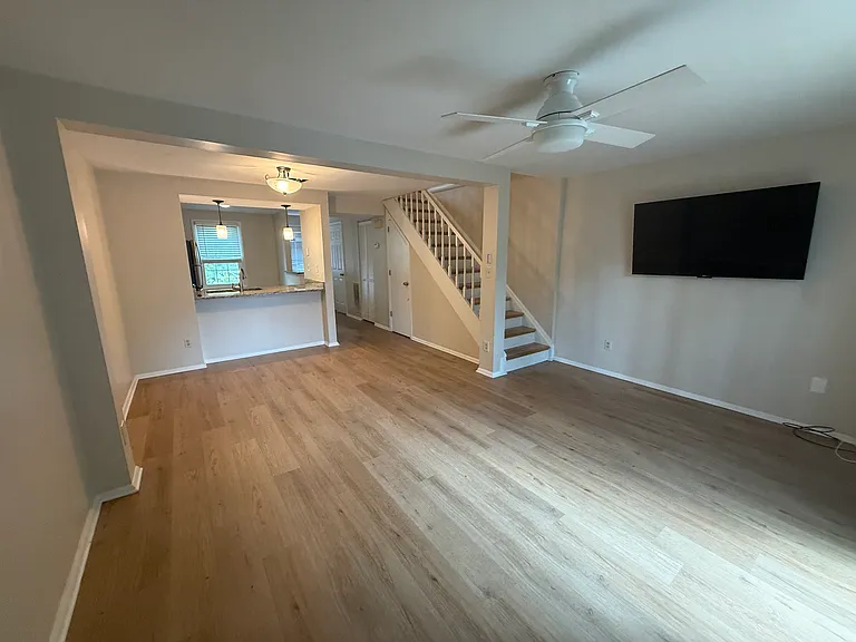 899 Regal Path Ln — Photo 6
