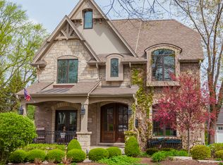 440 Colfax Ave, Clarendon Hills, IL 60514