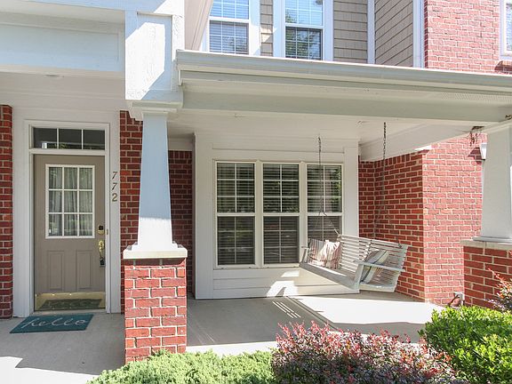 2nd image of 772 Charlotte Pl