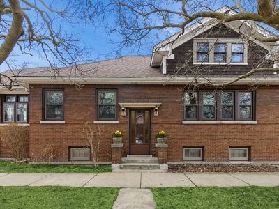 5300 W Belle Plaine Ave, Chicago, IL, 60641