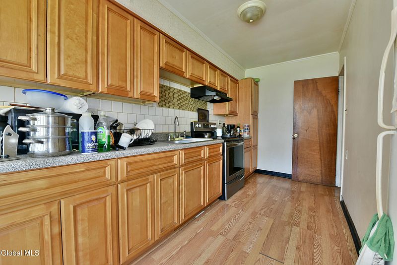 5th image of 1 Loralee Drive