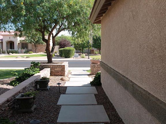 3rd image of 4096 E Ravenswood Dr