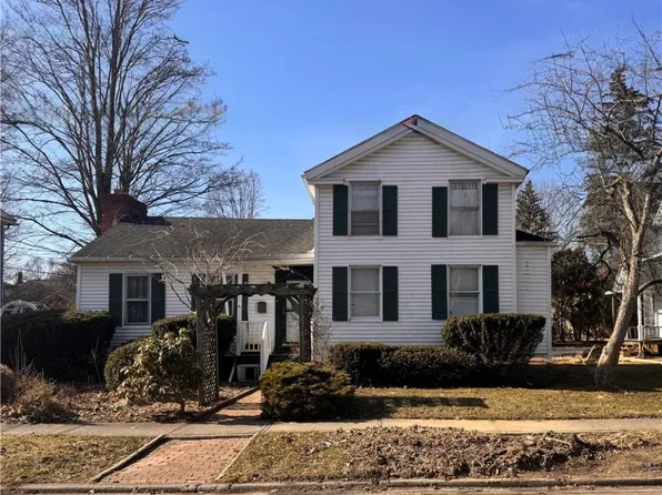 25 Grover St, Wellsville, NY 14895