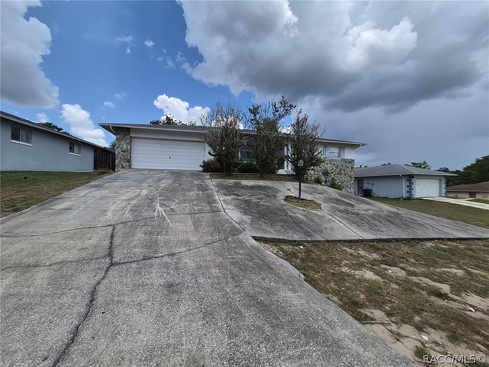 1st image of 229 W Casurina Pl