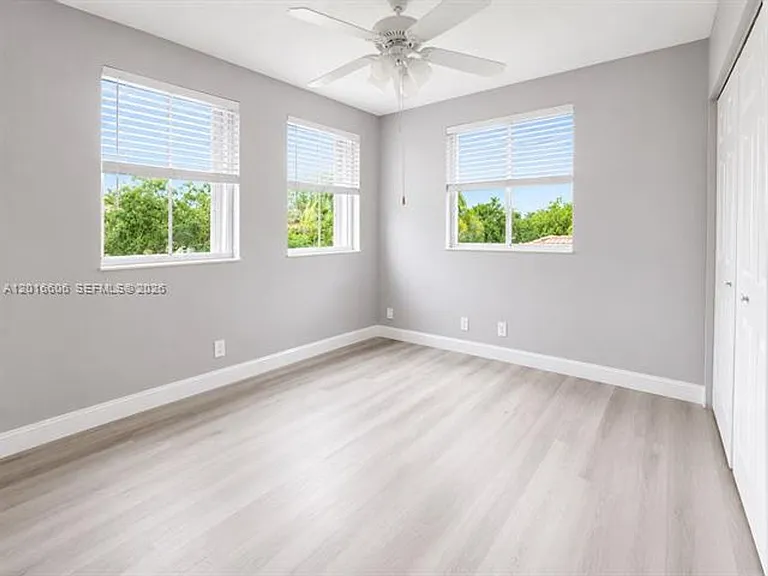 963 Falling Water Rd #963 — Photo 15