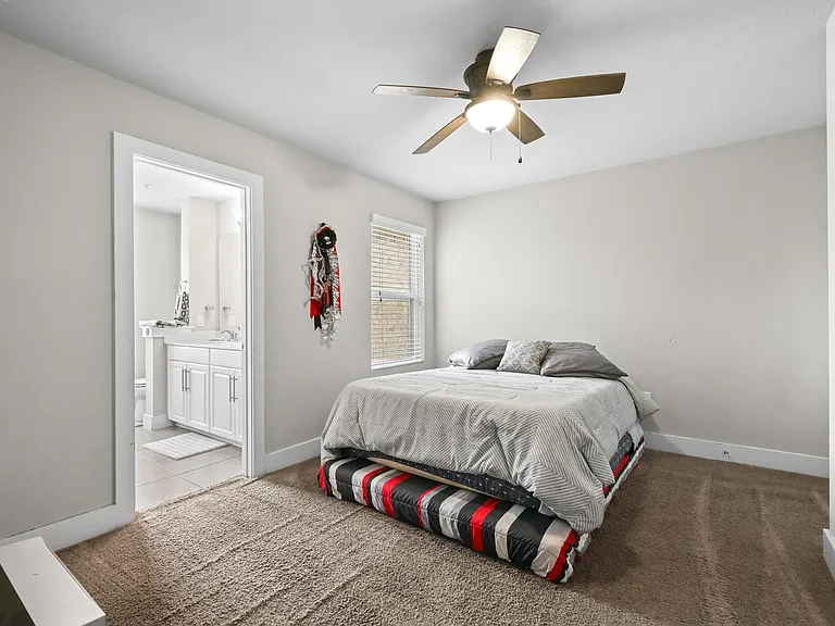 311 Bridgeford Dr — Photo 20
