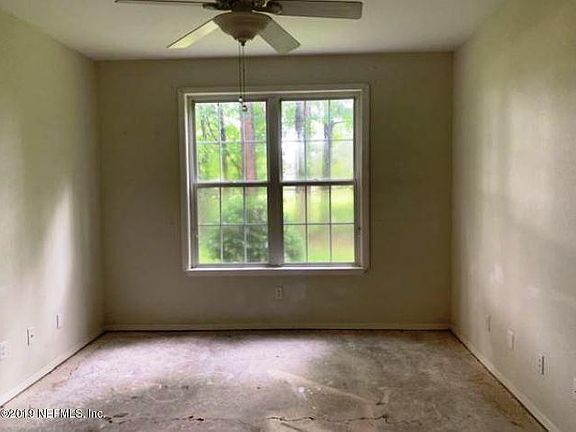 4th image of 13810 N Sutton Park Dr #719