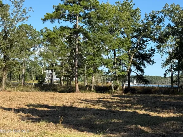 39 Sunset Road, Belhaven, NC 27810