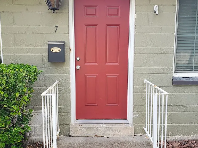 757 E Simpson Ave #7 — Photo 17