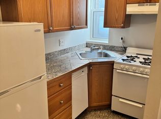 1187 Commonwealth Ave #10, Allston, MA 02134