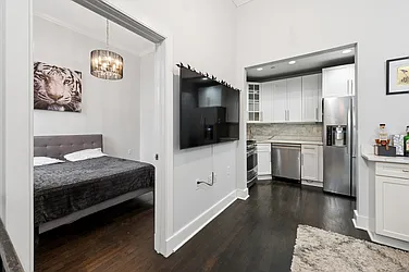 555 Lenox Avenue, #1B