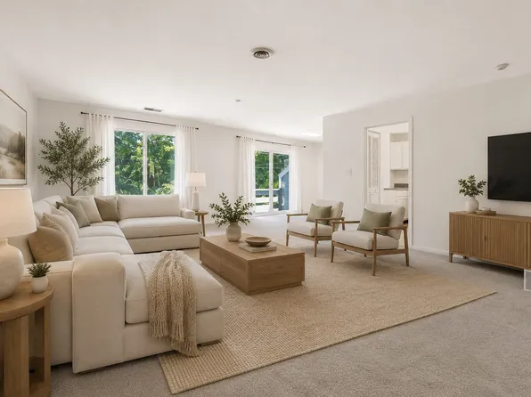 14 Concord Greene Unit 8, Concord, MA 01742