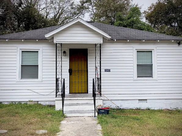 1545 Wellworth Ave, Macon, GA 31204