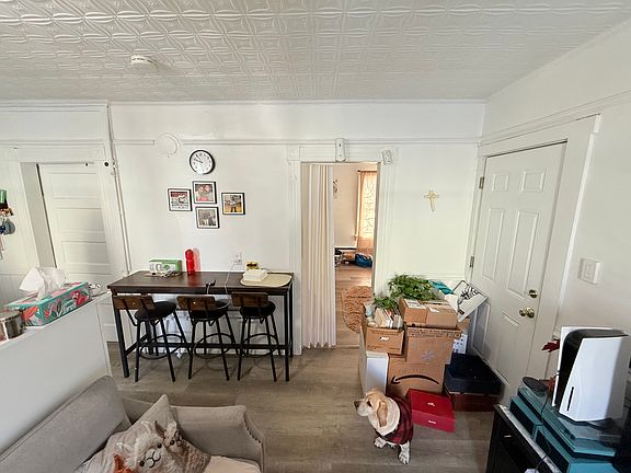 4th image of 174 Brentwood Ave #2