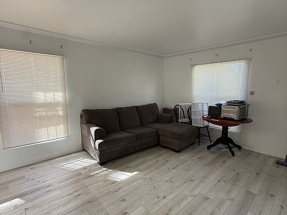 3rd image of 3717 4th Ave APT 1