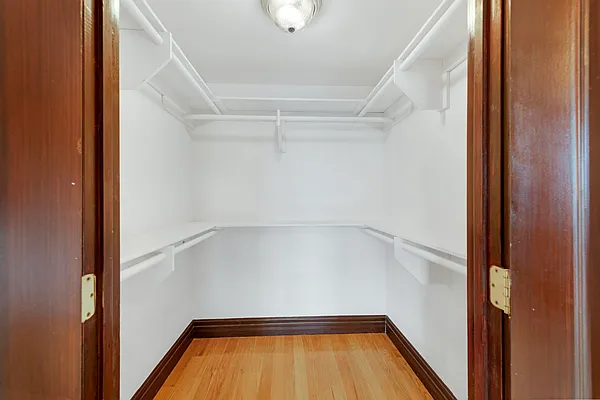 Rented by Compass | media 39