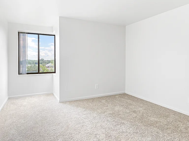 The Heights of Southfield Apartments — Photo 5