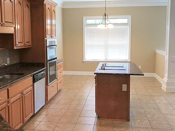 4th image of 1547 Cypress Bend Trl
