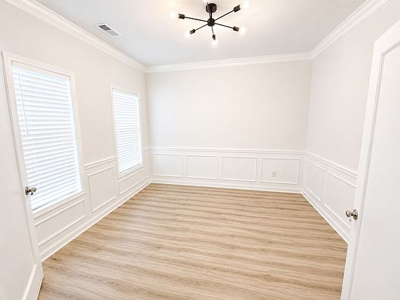 4th image of 1221 Bentwillow Way