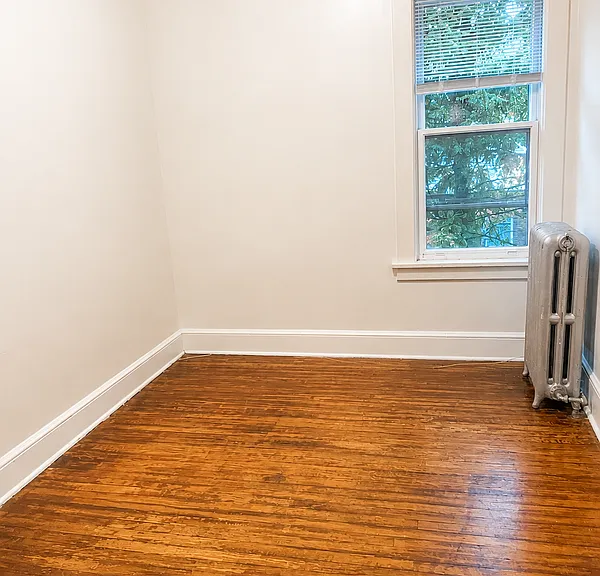 921 Park Ave #6 — Photo 11