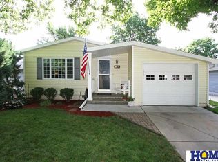 4824 Grassridge Rd, Lincoln, NE 68512