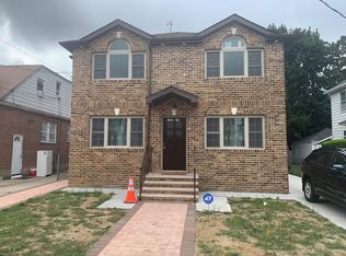119-28 197th St #2, Saint Albans, NY 11412