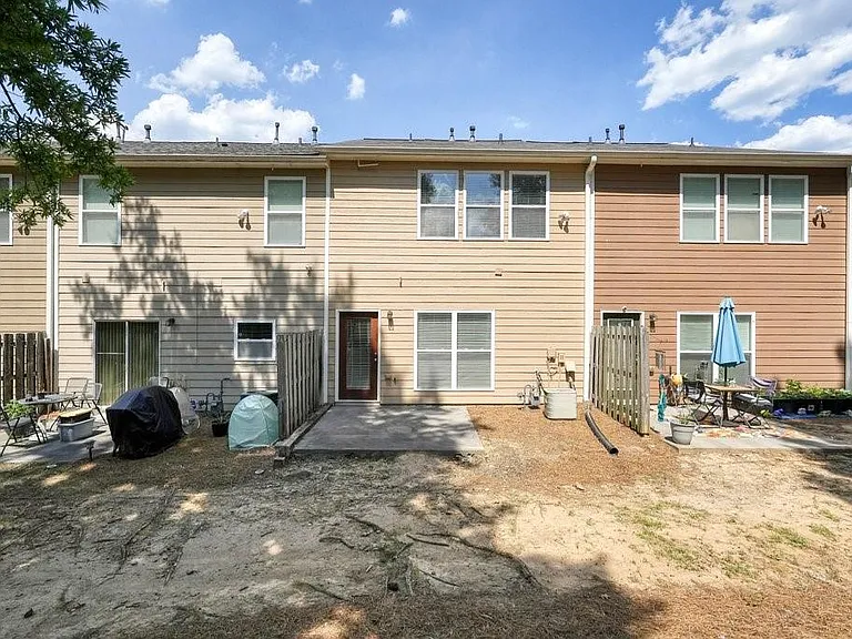 2045 Lakeshore Overlook Dr — Photo 42