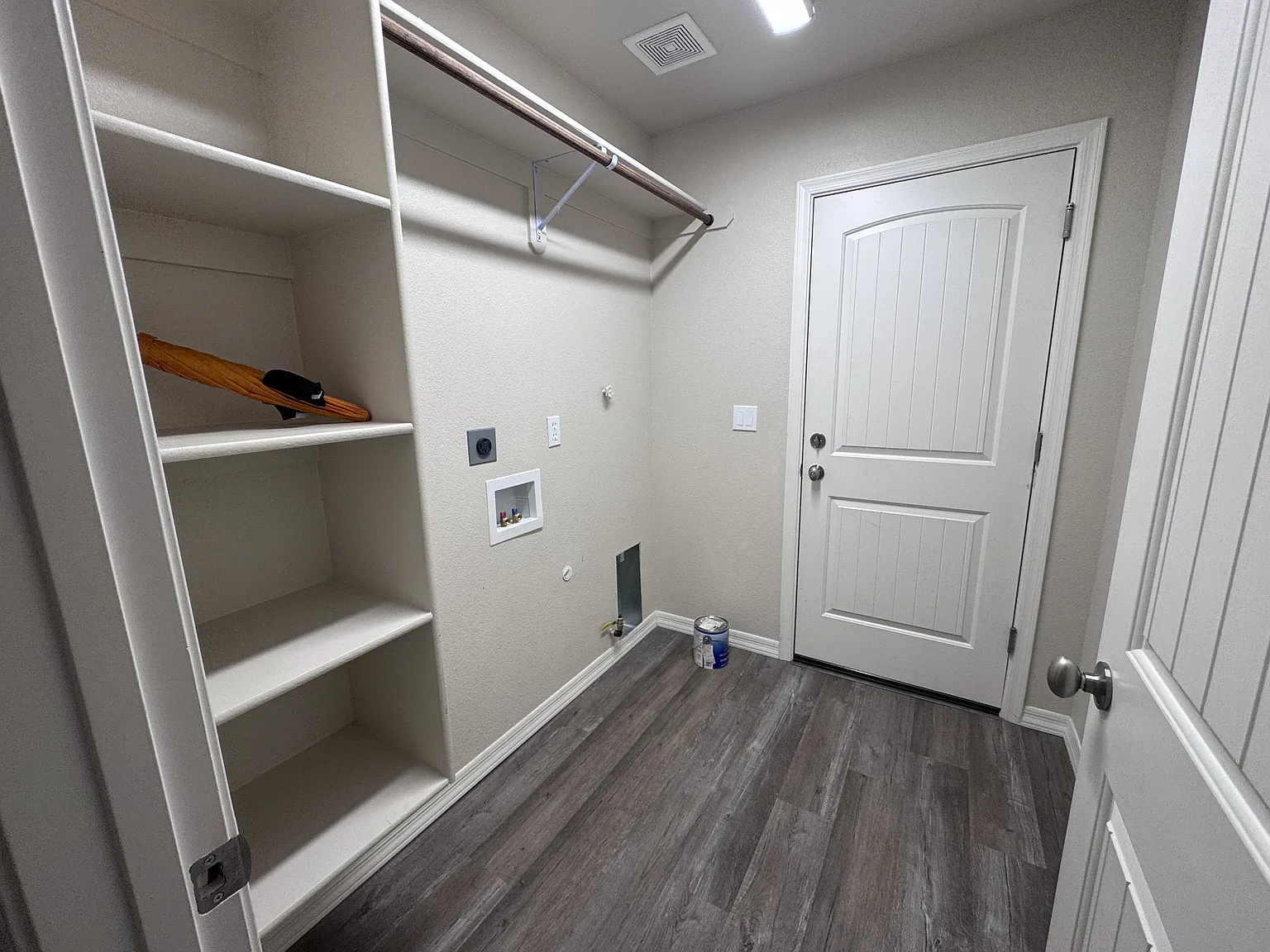3281 Whitehead Ave - 1 — Photo 2