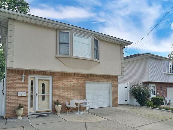 2nd image of 51 Eltingville Blvd