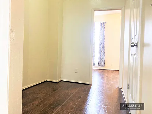 Rented by ZealEstate Group Inc | media 6
