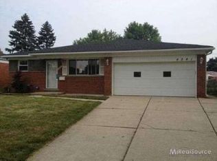 4541 Sudbury Dr, Warren, MI