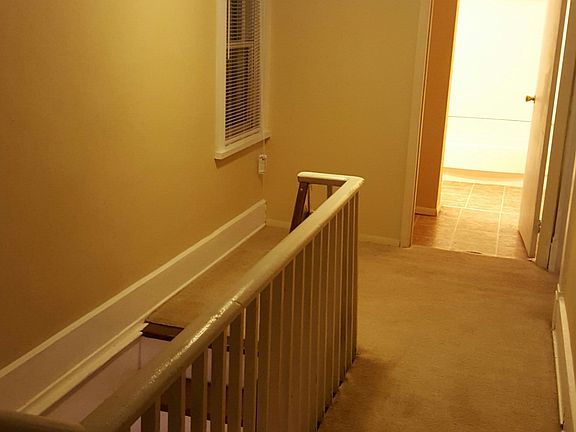 upstair hallway into bathroo