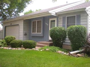 1912 E Rusholme St, Davenport, IA