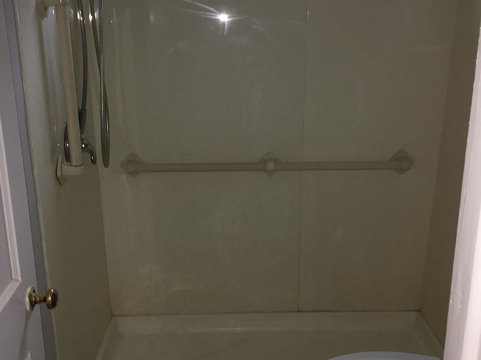 1st image of 2660 Avalon Pl