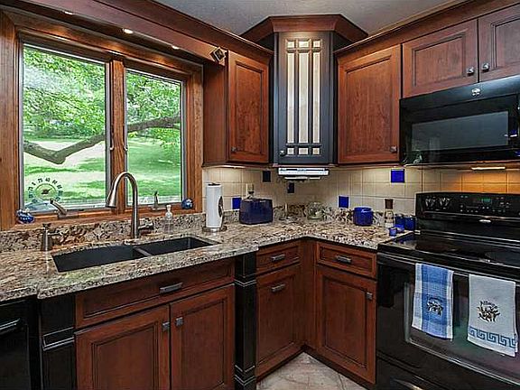 4th image of 314 Brentwood Dr NE