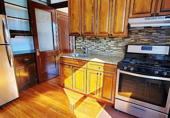 4th image of 37-33 28th St #15B