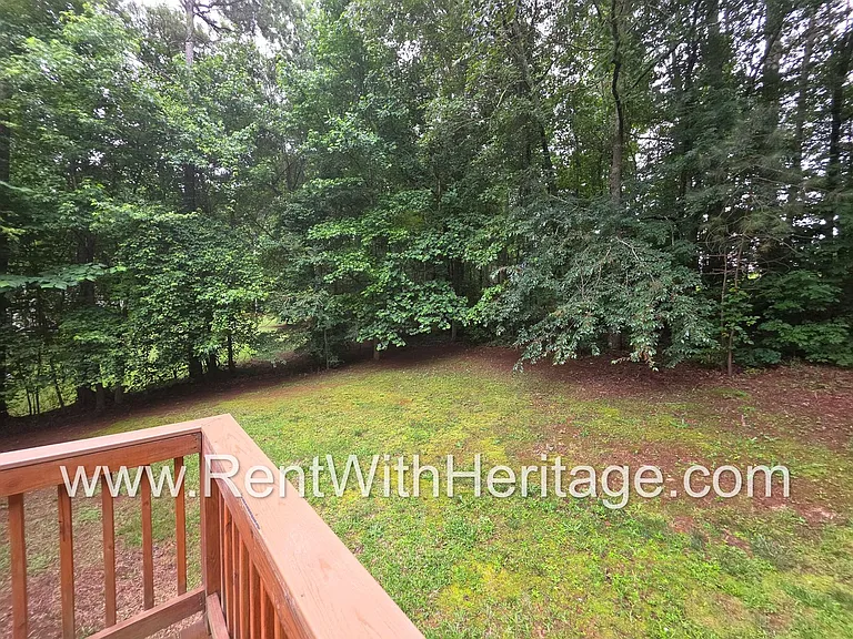 1550 Cedar Hl — Photo 57