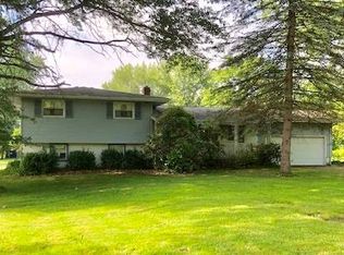 4561 W South Range Rd, Columbiana, OH 44408