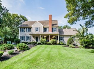 32 Stevin Dr, Woburn, MA 01801