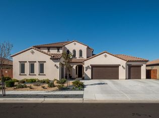 1272 N Traverse Ave, Clovis, CA 93619