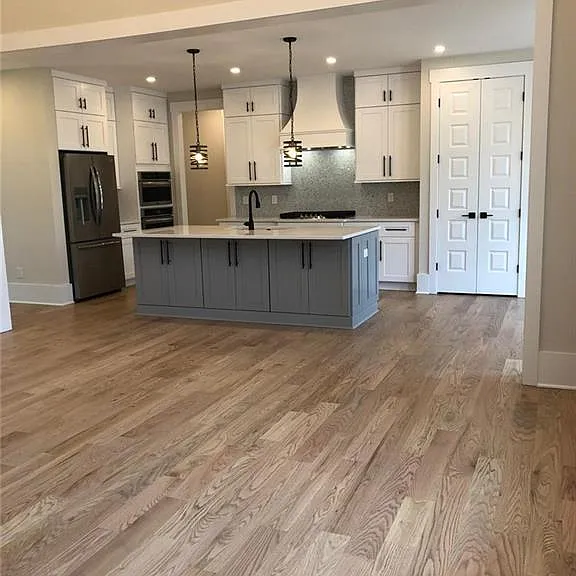 217 Laura Lake Rd — Photo 4